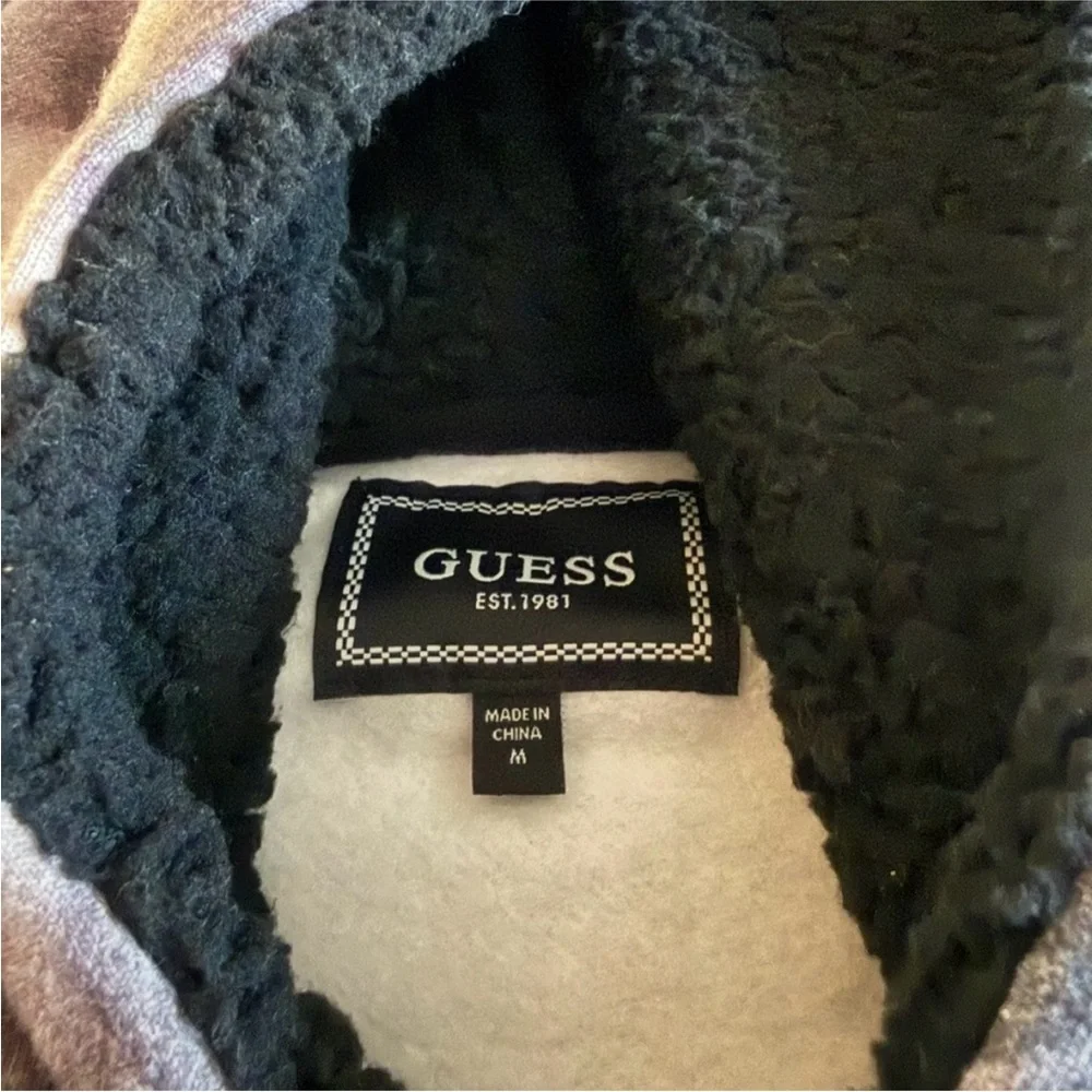 GUESS Men’s Universe Galaxy Hoodie with Sherpa Lining ✨ 🌖 - Picture 2 of 6